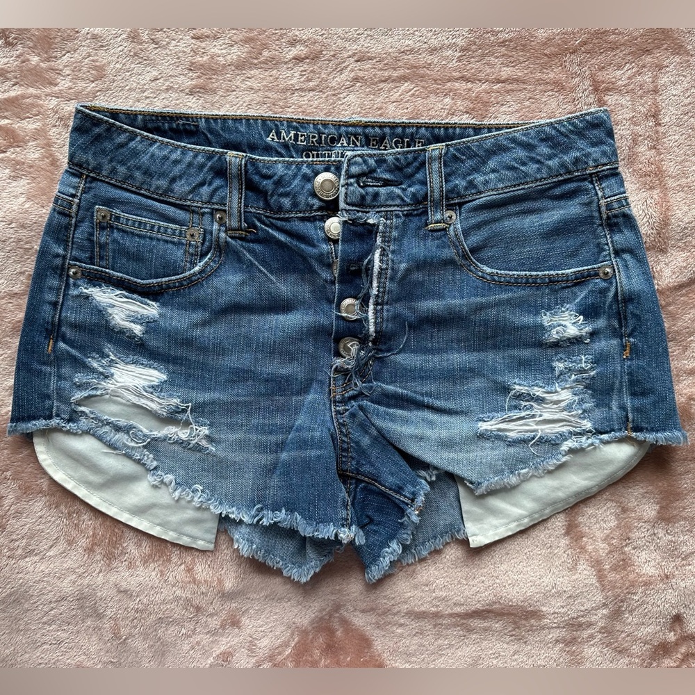 AE hirise festival shorts denim medium wash pockets